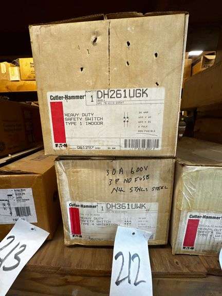 Cutler-Hammer DH261UGK and DH361UWK Heavy Duty Safety Switches image