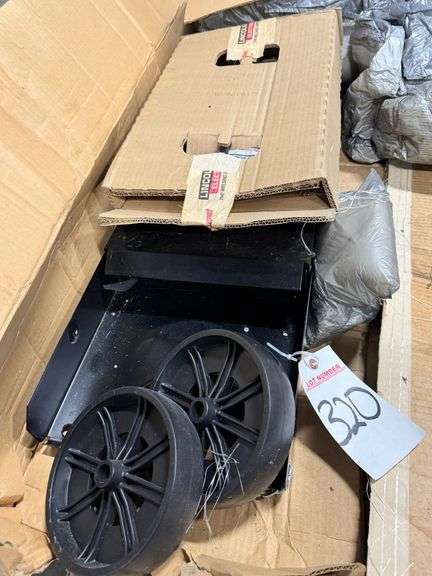 Lincoln Electric Welding Cart image