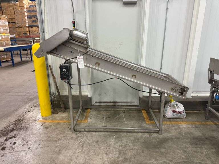 Small Motorized Conveyer image