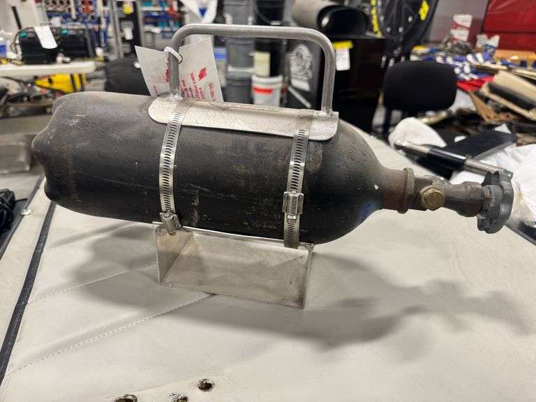 Nitrogen Bottle image