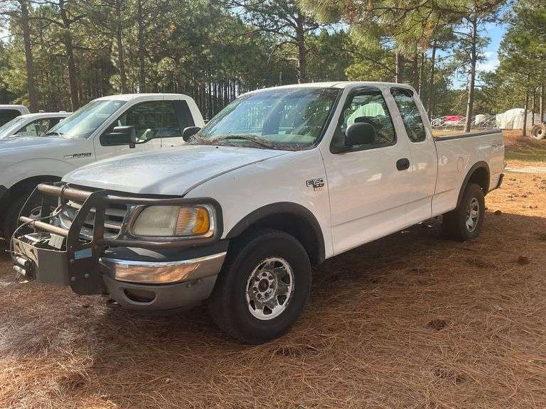2001 Ford F150 Extended Cab VIN# 1FTPX18L62NA26879 image