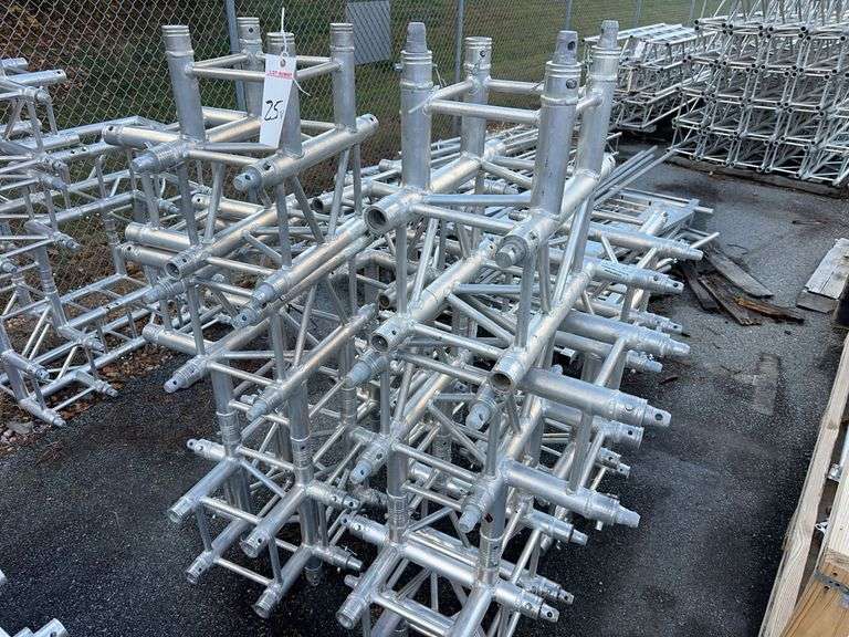 (10) DuraTruss 3 way, 4 way, 5 way Truss image