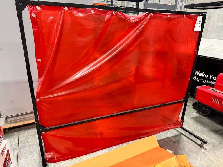 Welding Screen with Wheels image
