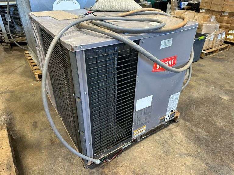 Bryant  Industrial Heating Unit image