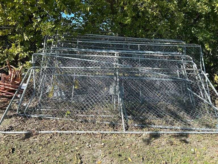 Grouping of 14'x6' Fence Panels image