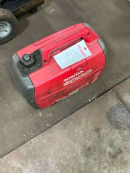 Honda EU 2000 Generator image