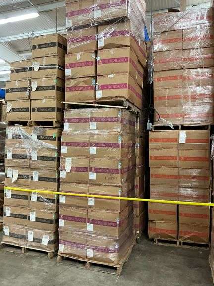 150 Pallets of Berry Clamshells Assorted image