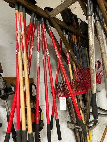 Hoes, Shovels 3 Racks image