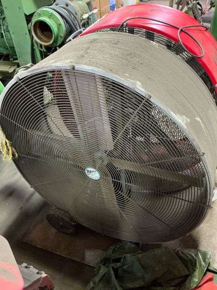Maxx Air Box Fan 42" image