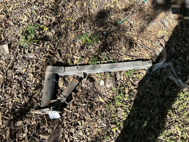 Truck Mounted Hoist image