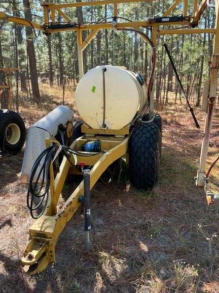 Fabricated Sprayer 300 Gallon image