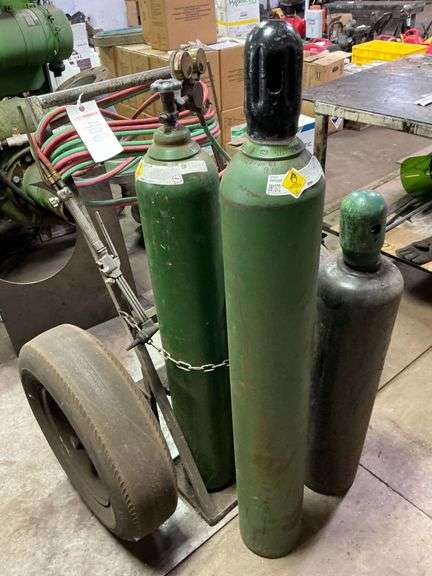 Oxyacetylene Set with Extra Tanks image