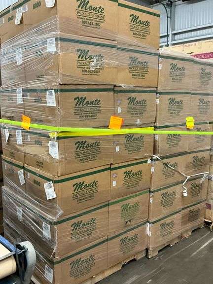 15 Pallets of Berry Clamshells Assorted image