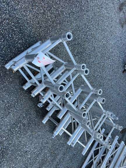 (4) DuraTruss Square Truss Right Angles image