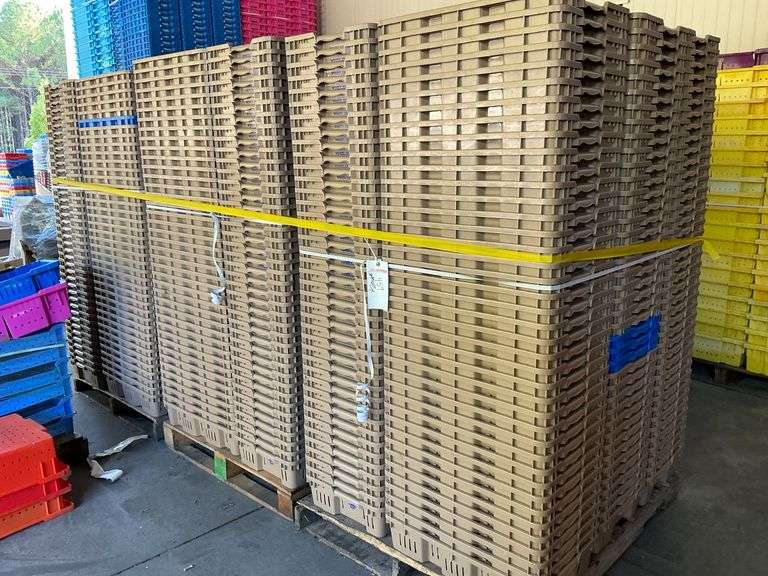 Approx. 600 Lugs image