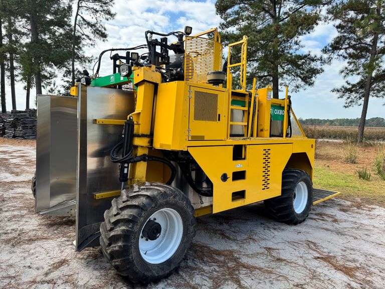 OXBO 8140 Harvester SN# 550950-600016 image