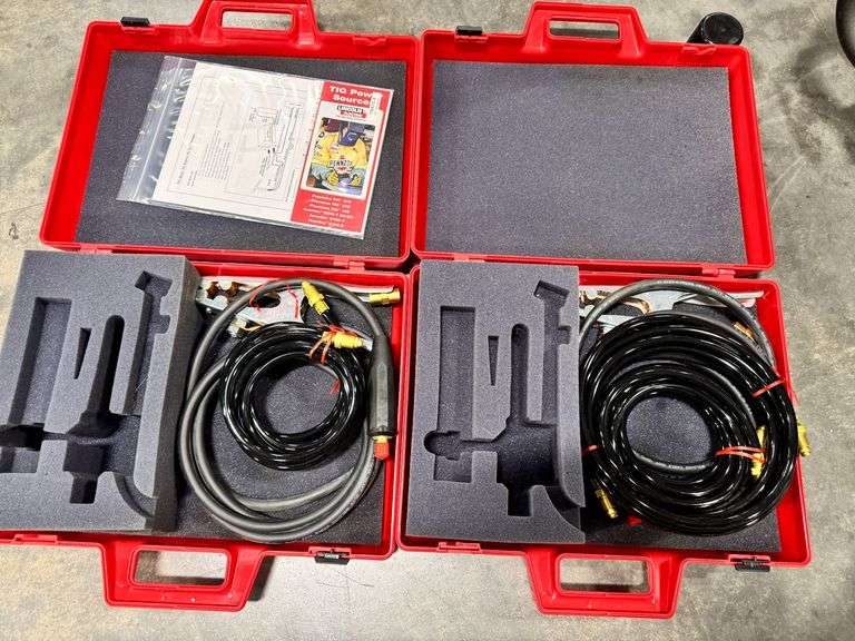 Two Lincoln Electric Gas Lines and Grounds in Hard Cases image