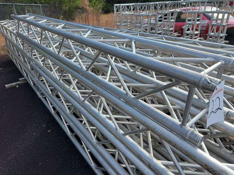 (11) DuraTruss (9 ft) Square Aluminum Truss Sections image