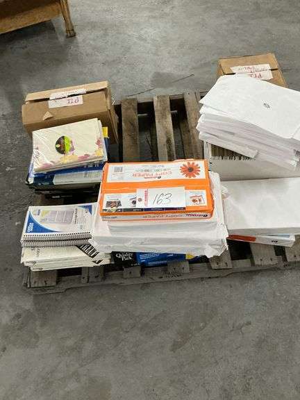 Paper Envelopes image