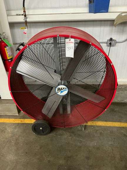 Maxx Air Box Fan 42" image