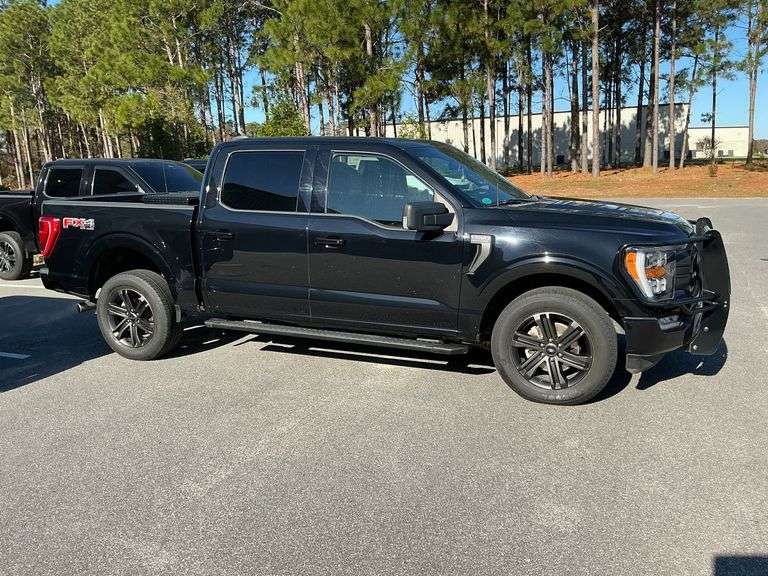 2022 Ford F150 FX4 XLT 4x4 Pickup VIN# 1FTFW1E89NFC40374 image