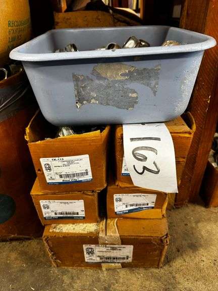 Grouping of Steel City TK-113 1-Inch Compression Coupling for EMT, Galvanized Steel image