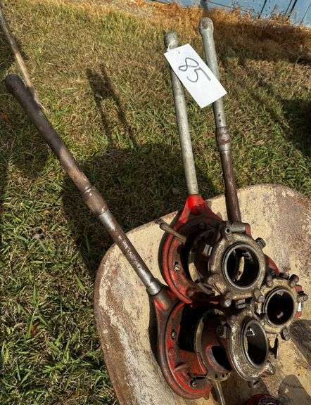 (3x) Ridgid Pipe Threader Die Heads with Handles, Models 12-R and 00-R, Various Sizes Including ½", ¾", and 1" image