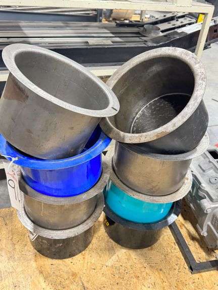 Eight Rear End Gear Pots image