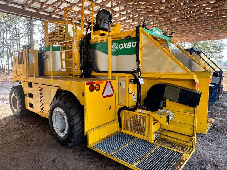 OXBO Harvester 8040 SN# 549930 600024 image