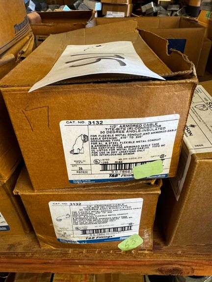 T&B 3132 1/2 Inch Armored Cable 90 Degree Angle Connectors image