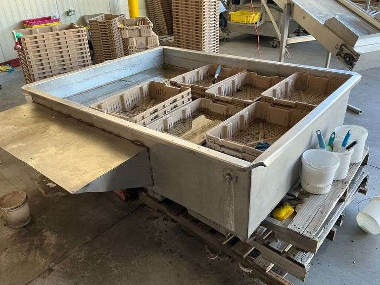 Lugg Washer Tank image