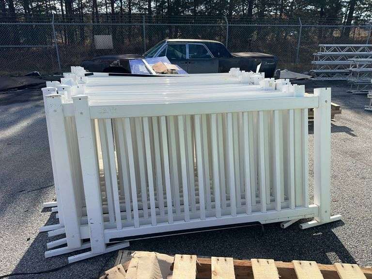 (16) Sections Vinyl Fencing image