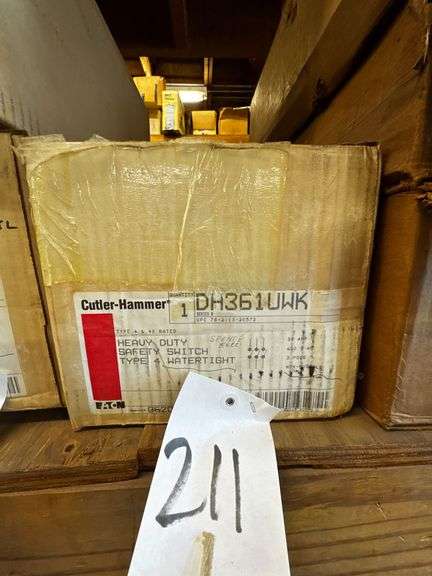 Cutler-Hammer 1D1351UWK Heavy Duty Safety Switch, 30 Amp, 600 Volt AC image
