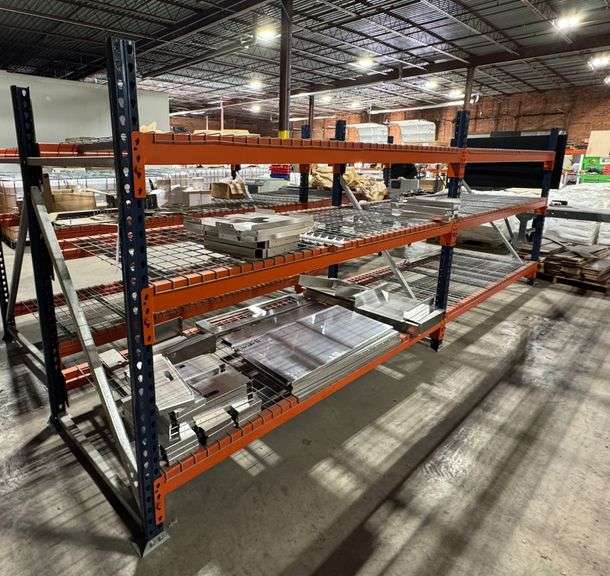 Industrial Warehouse Pallet Racking System with 6 Uprights and 12 Beams with Wire Decks image