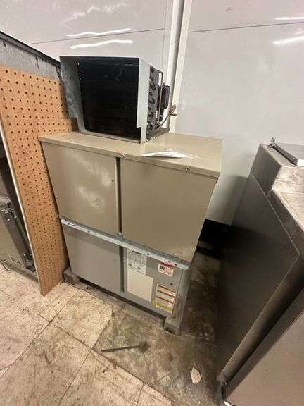 Condensing Unit image