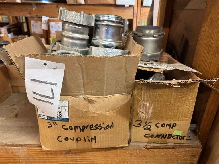 3-Inch and 3 1/2-Inch Compression Couplings and Connectors for EMT image