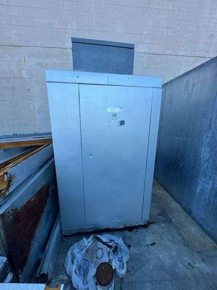 Walk In Cooler image