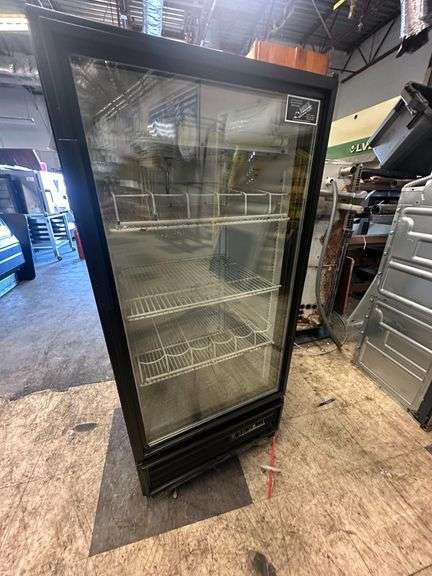 True Manufacturing Co. Display Refrigerator w/Shelves image