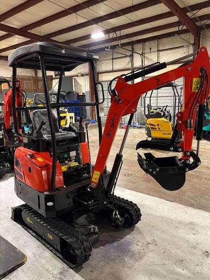 2025 CFG NT20-CZ Mini Excavator (Read Description) image