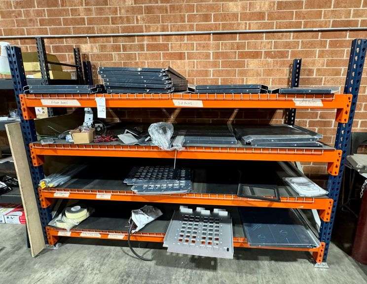 Industrial Warehouse Pallet Racking System with 4 Uprights and 8 Beams with Wire Decks image