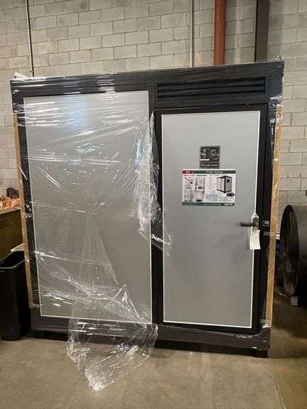 K1522 Portable Restroom Unit image