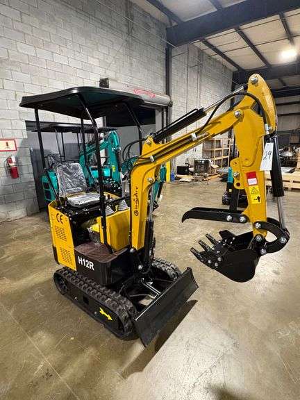 2025 CFG H12R Mini Excavator image