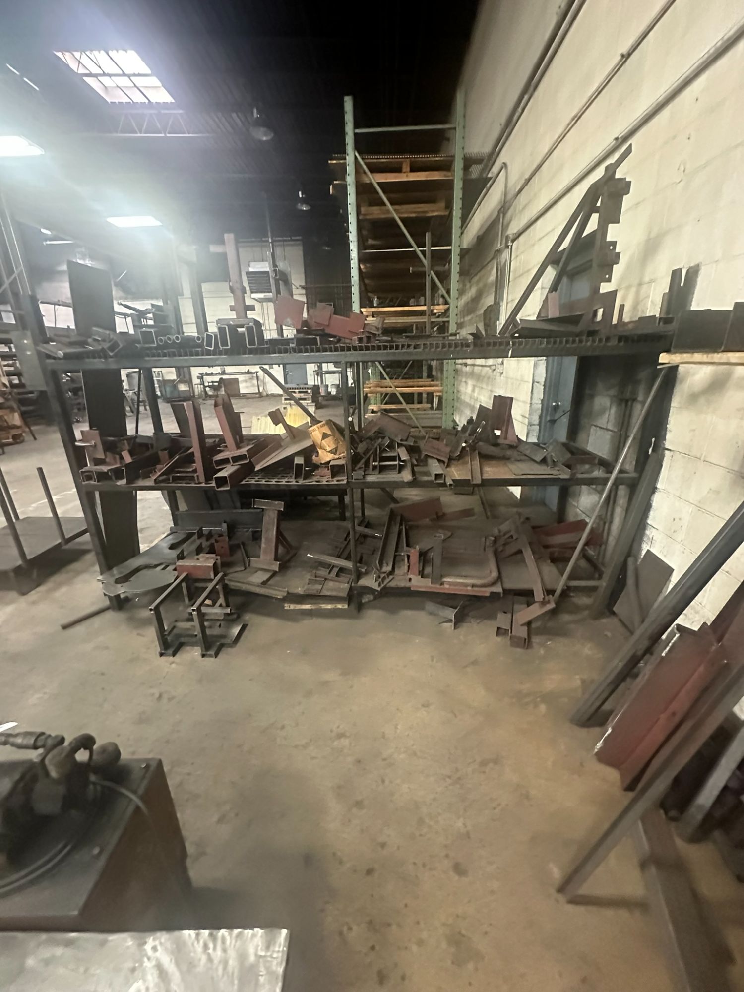 Lot image 10