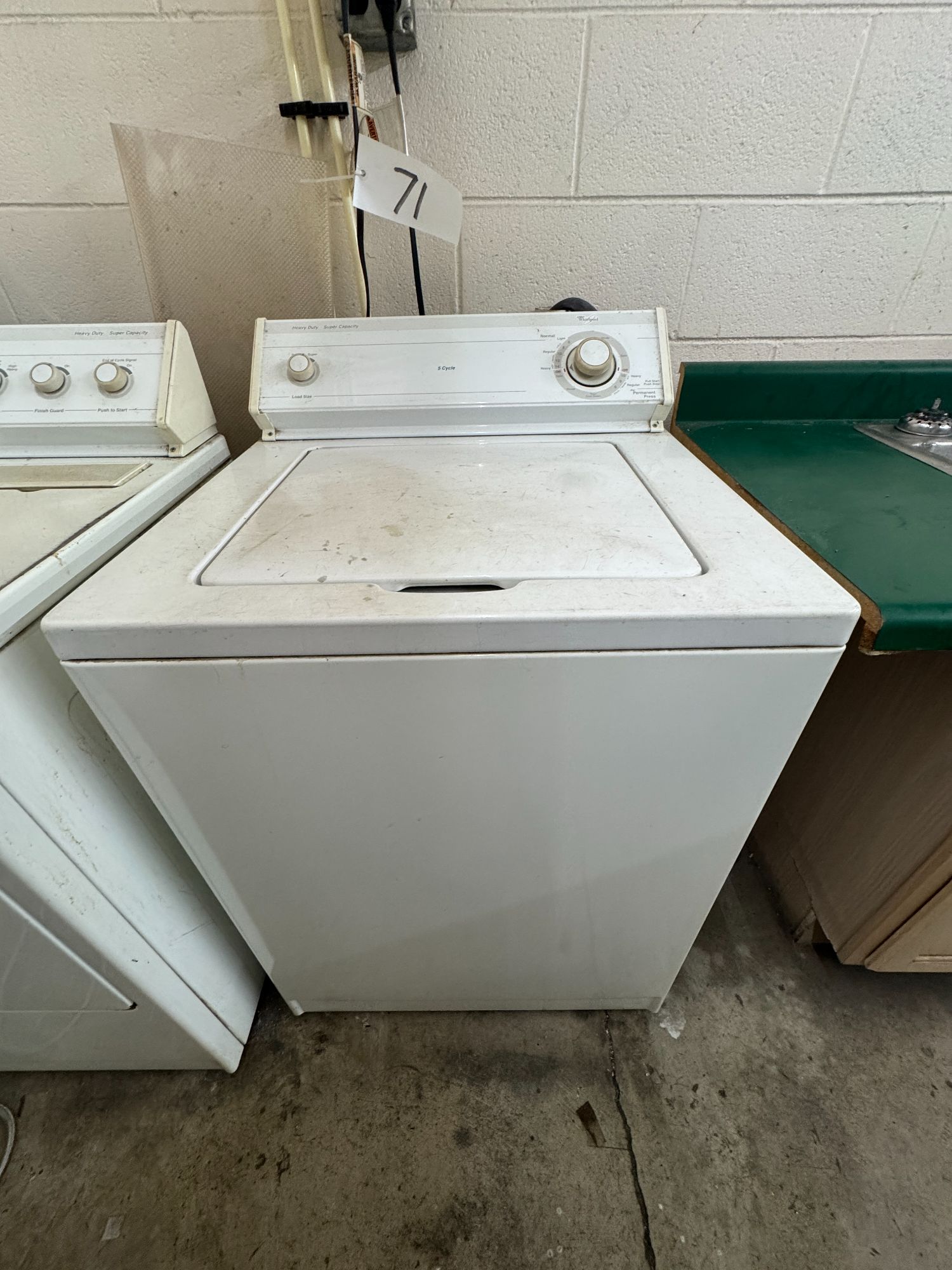 Lot image 2