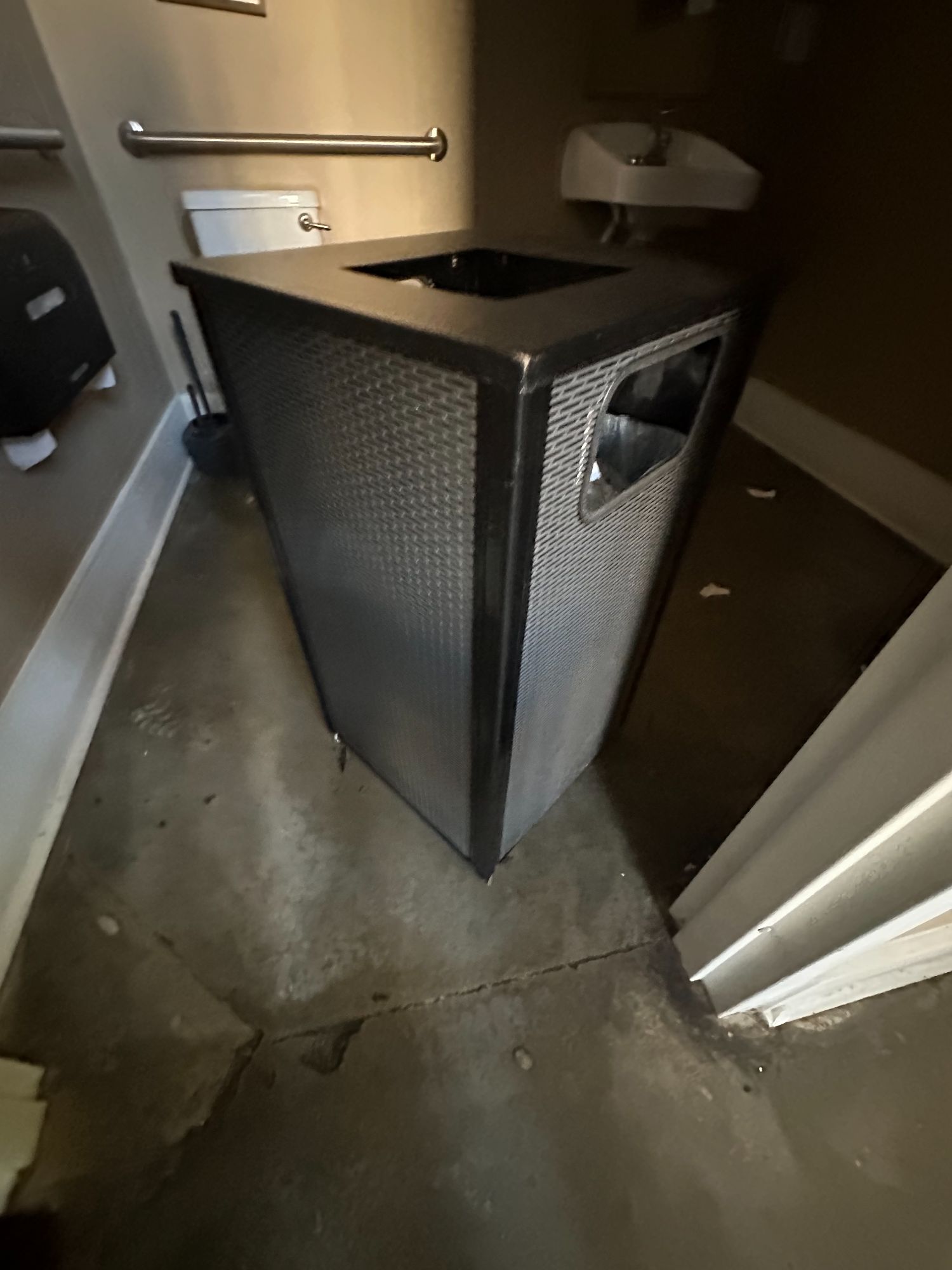 Lot image 3