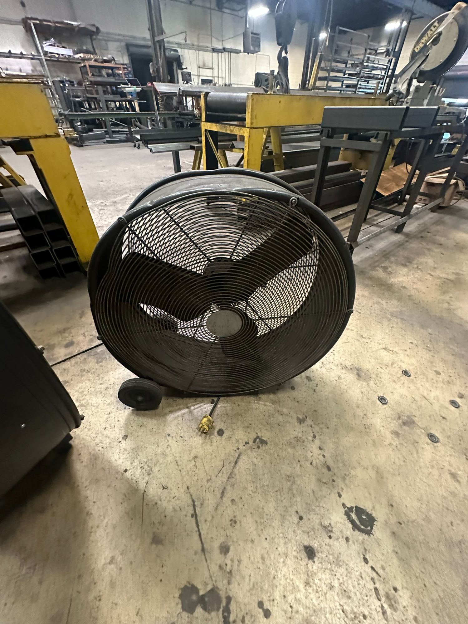 Lot image 4