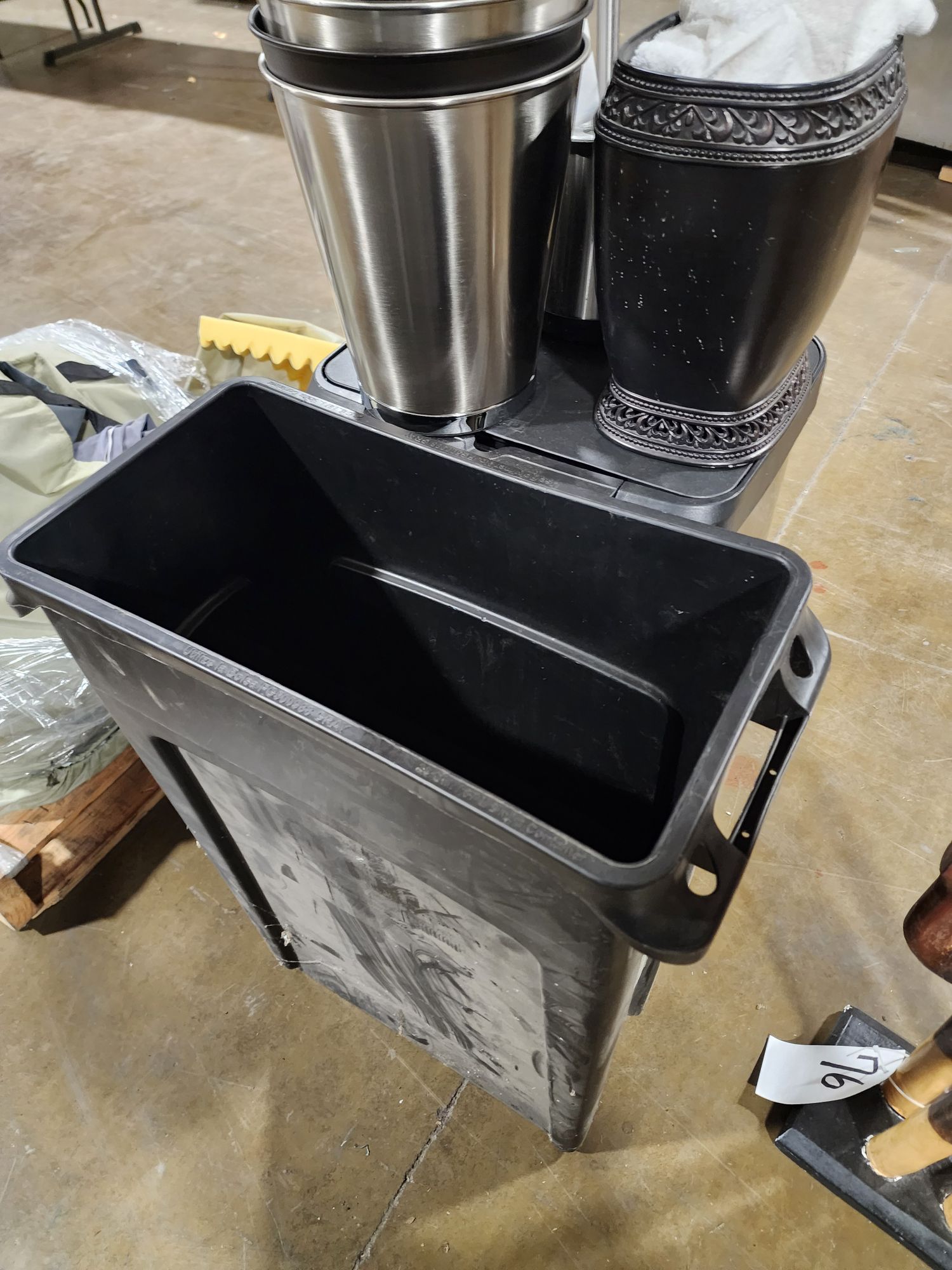Lot image 3