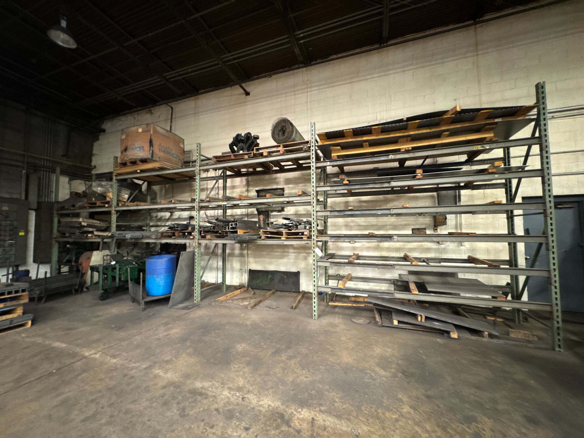 Lot image 1