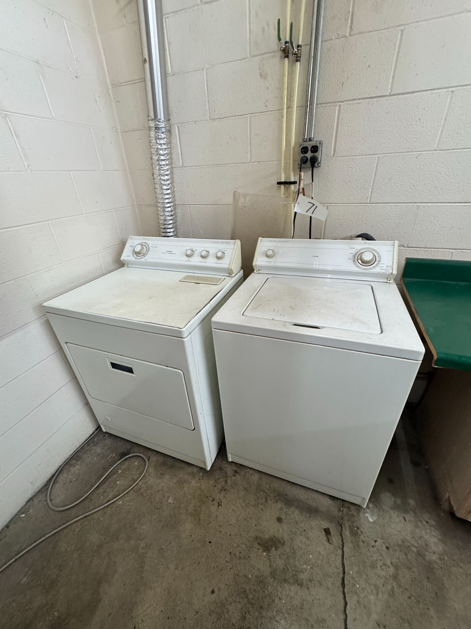 Lot image 1