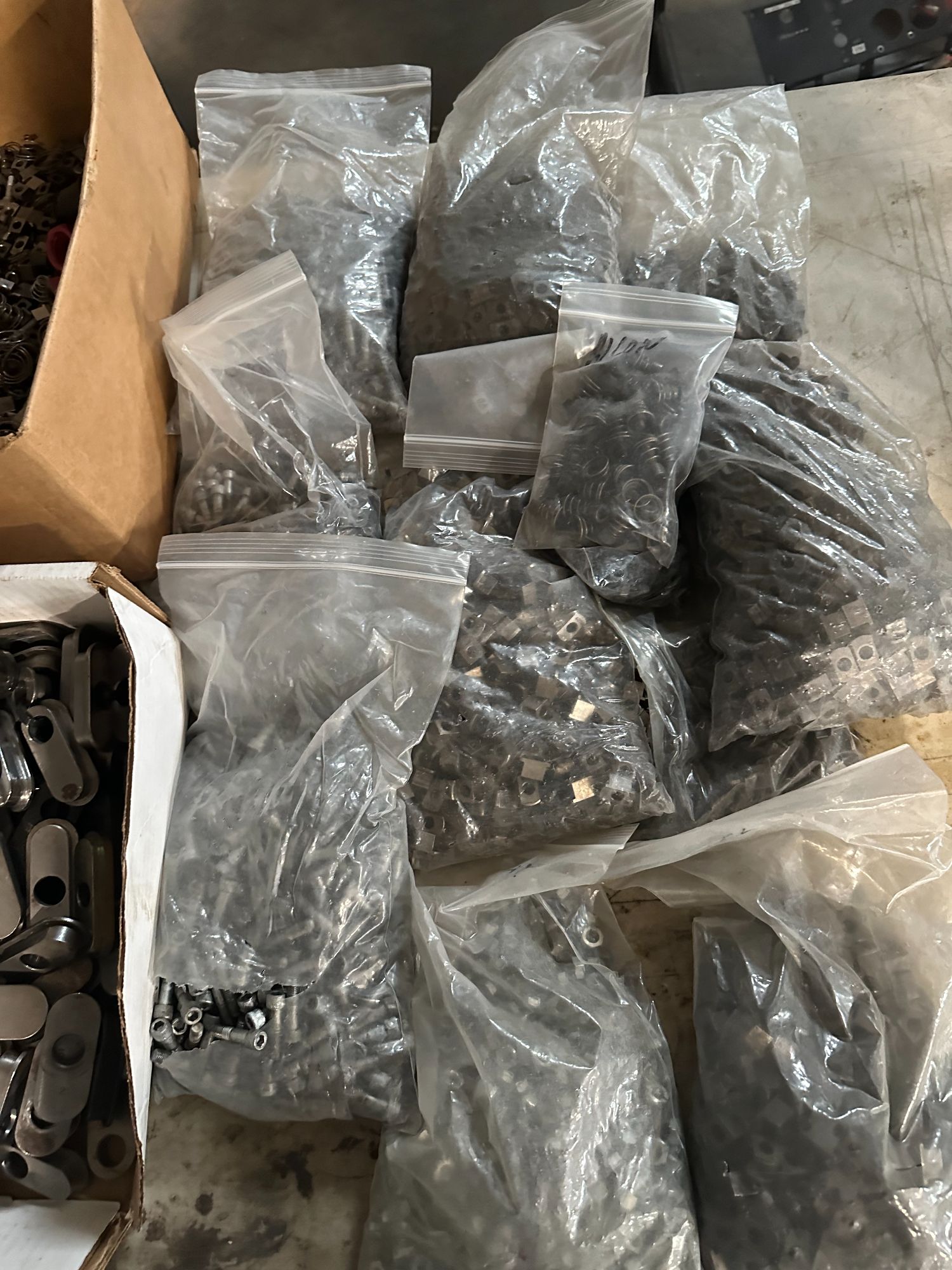 Lot image 1